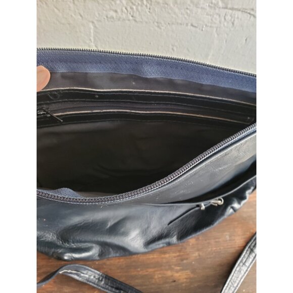 Dark Blue Leather Shoulder Bag with front Buckle and Pouch Vintage Leather Purse - Picture 5 of 10